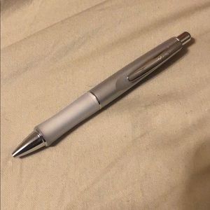 Meet your Posher, Jada